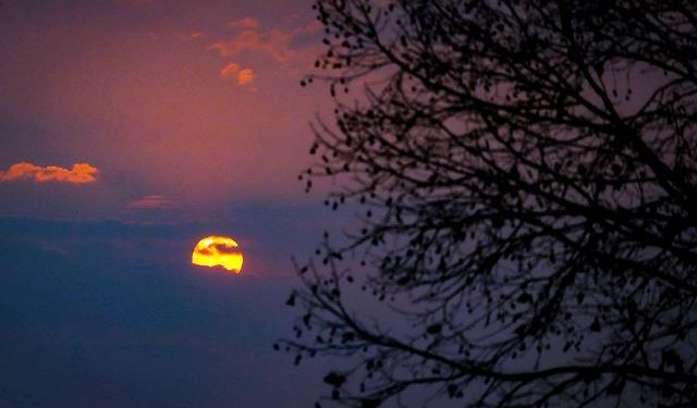 Santa Catarina terá chuvas irregulares e temperaturas acima da média nos próximos meses