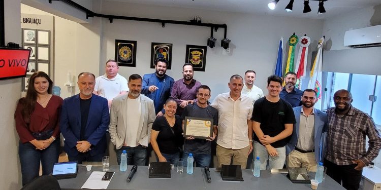 Reunião na Câmara sobre segurança nas instituições de ensino do município