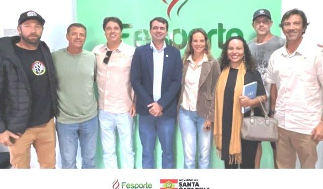 Praia do Moçambique será oficializada como Reserva Nacional de Surf