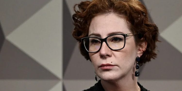 Carla zambelli é presa na Itália