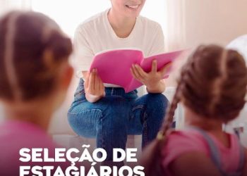É estudante de Pedagogia e está em busca de uma oportunidade