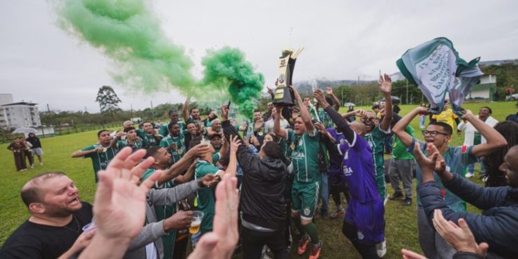 Pradense conquista primeira temporada do Campeonato de Futebol Biguaçuense