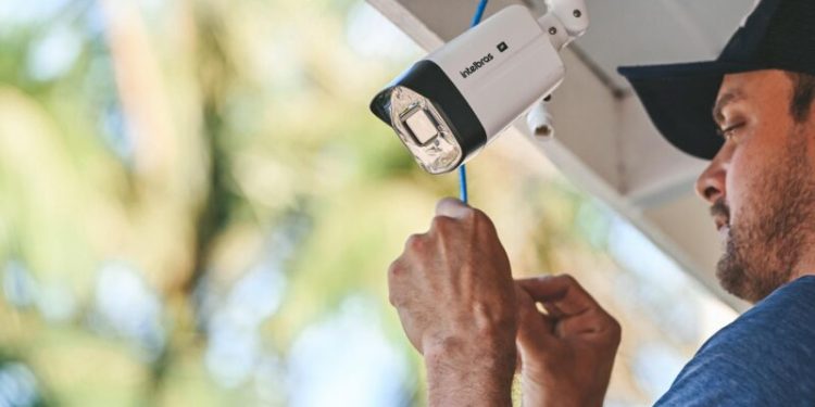 Sistema de monitoramento reforça segurança na Rede Municipal de Ensino de Biguaçu