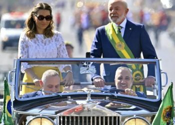 Desfile do 7/9 com Lula tem defesa da soberania e ausência de ministros do STF