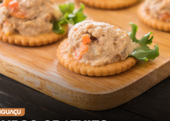 Biguaçu oferece curso gratuito de Fabricação de Salgados Finos na unidade móvel do SENAI