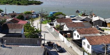 Espera de mais de 20 anos chega ao fim com moradias regularizadas em Biguaçu