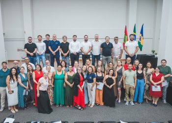 Gestão democrática: novos diretores escolares eleitos são empossados em Biguaçu