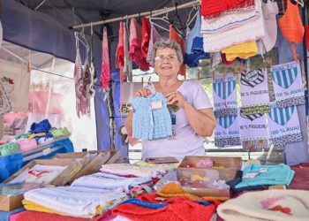 Mostras de produtos e serviços movimentam o Centro de Biguaçu neste sábado (21)