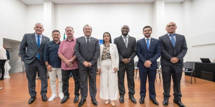 Novos secretários municipais tomam posse em Biguaçu