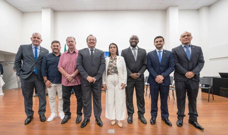 Novos secretários municipais tomam posse em Biguaçu