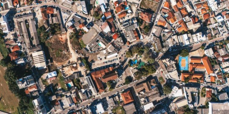 MUDANÇA DE TRÂNSITO