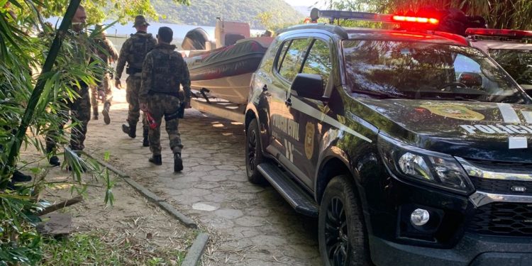 Delegacia de Proteção Animal da Capital cumpre mandados em investigação sobre Farra do Boi na Costa da Lagoa