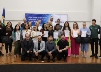 Posse de 15 novos servidores efetivos fortalece a Rede Municipal de Ensino de Biguaçu