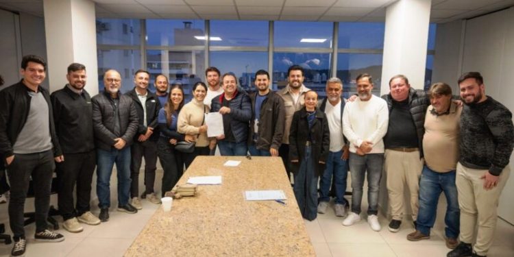 Prefeitura renova parceria para continuidade dos atendimentos de equoterapia em Biguaçu