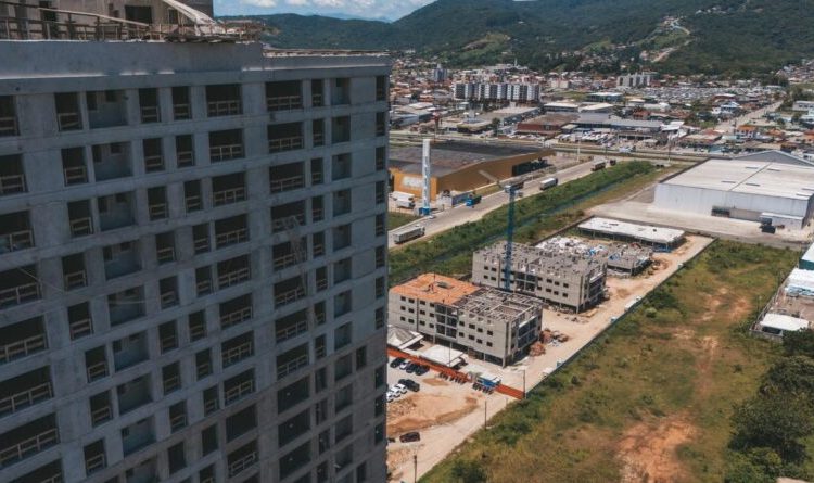 Construção Civil lidera a geração de empregos em Biguaçu entre janeiro e maio