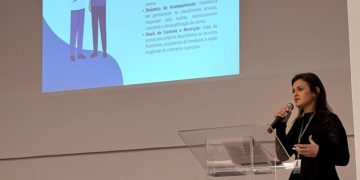 Biguaçu capacita servidores para reconhecer sinais de violência contra a mulher