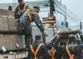 Prefeitura de Biguaçu inicia distribuição de telhas e segue mobilizada na Operação Granizo