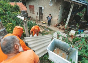 Operação Granizo amplia distribuição de telhas e chega a novos bairros