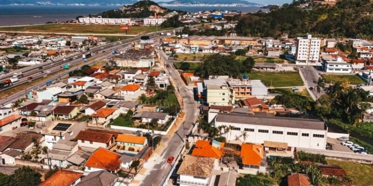 Rua Cônego Rodolfo Machado, no bairro Rio Caveiras, será revitalizada